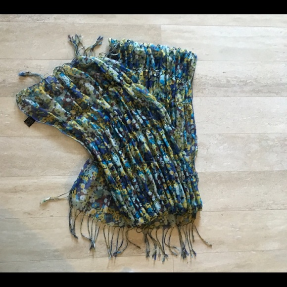 BEAUTIFUL SHALL. Multi use for every occasion - Picture 6 of 8